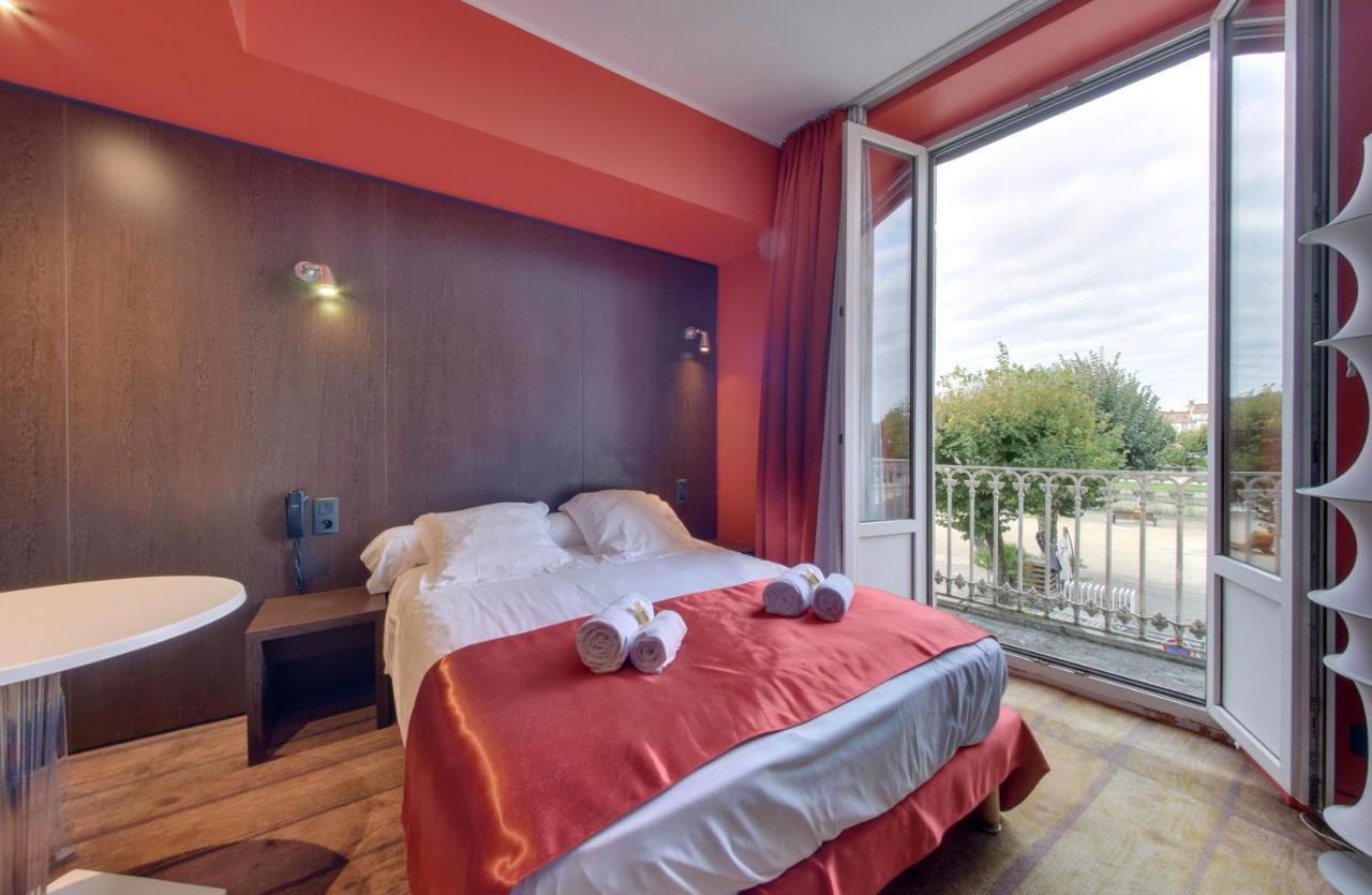 Hotel Du Centre ساتْ المظهر الخارجي الصورة